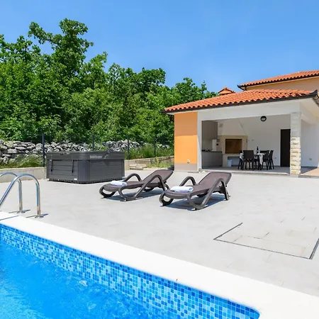 Villa Laura *